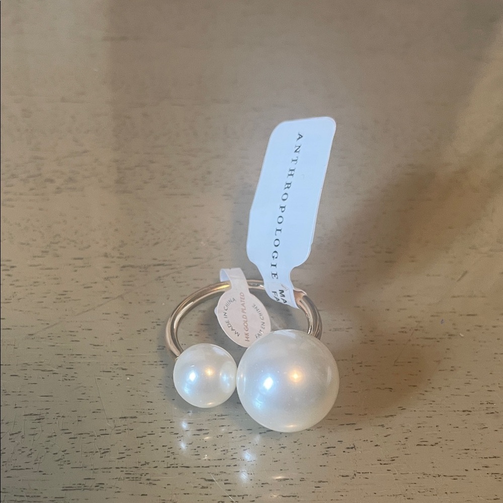 Anthropologie double pearl Ring size 8